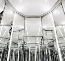 Yves Saint Laurent . Shanghai