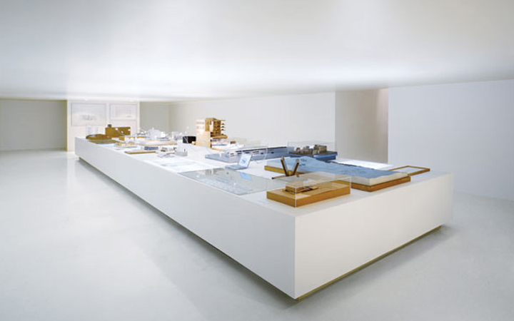 Domusae . Madrid . Jesus Aparicio Estudia de Arquitectura and Jesus Donaire Estudio