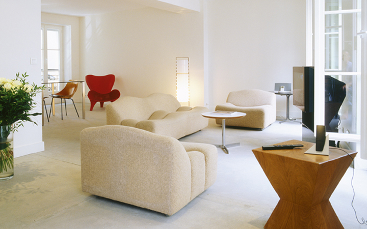 3 Rooms hotel . Azzedine Alaia . 10 Corso Como. Paris . France