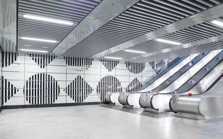 Daniel Buren . Tottenham Station . London