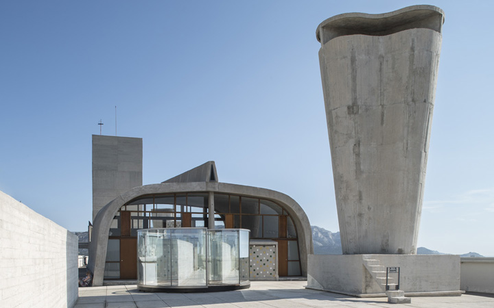 Dan Graham . Two-Nodes . MAMO . Marseille . France