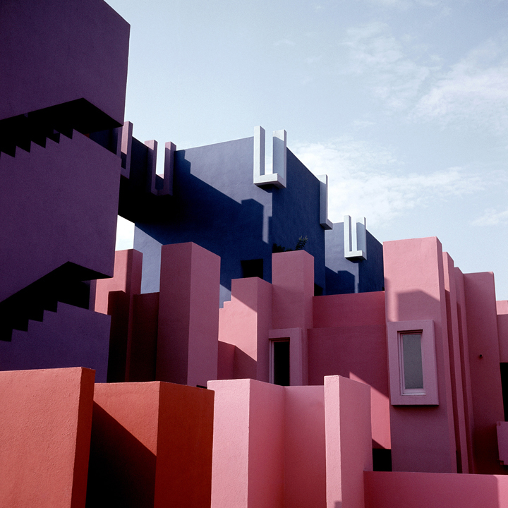 Muralla Roja . Ricardo Bofill . Alicante . Spain